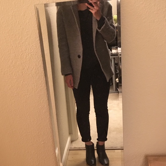 Aritzia wool blend coat - Picture 6 of 8